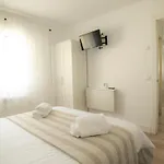 De Gredos * نافاريدوندا دي غريدوس