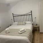 De Gredos نافاريدوندا دي غريدوس